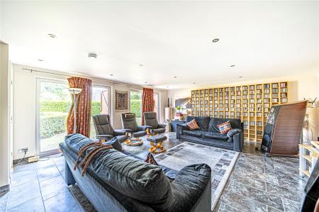 6 bedroom Semi-detached house for sale in Farleigh Lane, Dummer