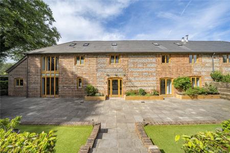 6 bedroom Semi-detached house for sale in Farleigh Lane, Dummer