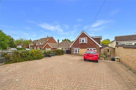 3 bedroom Detached house for sale in Roman Road, Basingstoke
