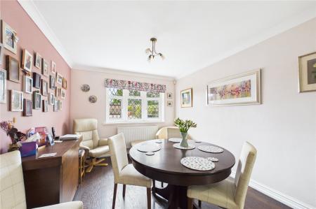 3 bedroom Detached house for sale in Roman Road, Basingstoke