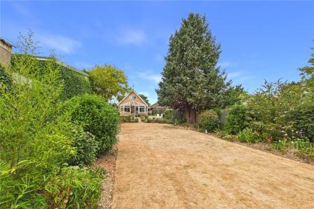 3 bedroom Detached house for sale in Roman Road, Basingstoke