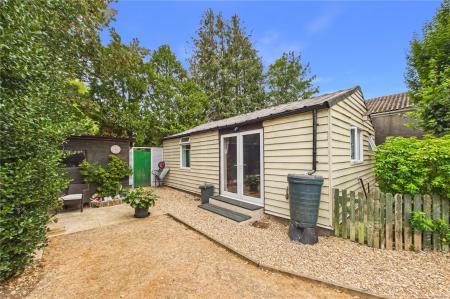 3 bedroom Detached house for sale in Roman Road, Basingstoke