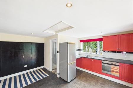 3 bedroom Detached house for sale in Roman Road, Basingstoke