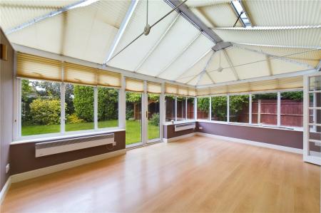 4 bedroom Detached house to let in Impstone Road, Pamber Heath