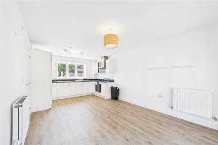 2 bedroom Maisonette for sale in Blue Hut Way, Basingstoke