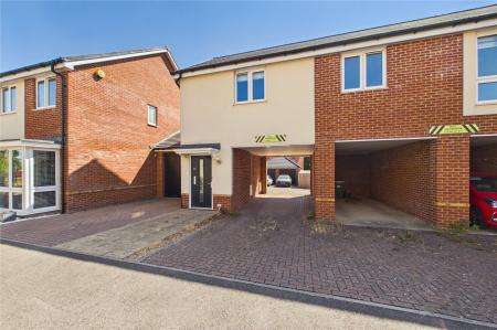 2 bedroom Maisonette for sale in Blue Hut Way, Basingstoke