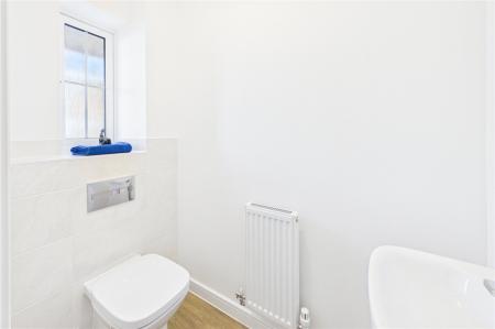3 bedroom Detached house for sale in Blacklands Farm Way, Sherfield-on-Loddon