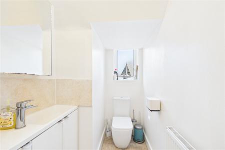 4 bedroom Detached house for sale in Mallory Road, Basingstoke