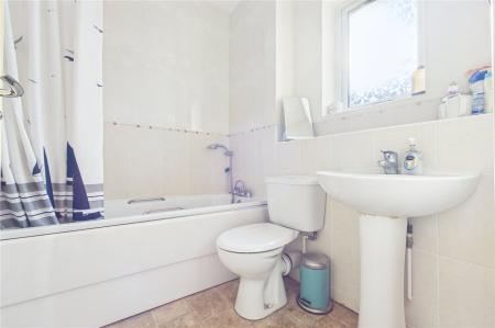 4 bedroom Detached house for sale in Mallory Road, Basingstoke