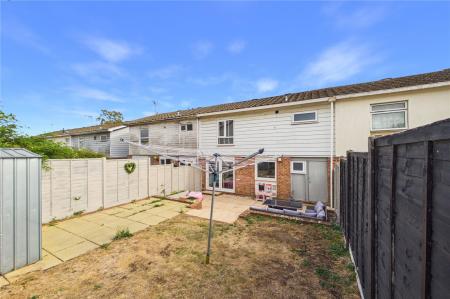 3 bedroom Terraced House for sale in Warwick Road, Basingstoke