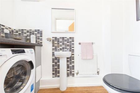 3 bedroom Semi-detached house to let in Gardiner Road, Basingstoke