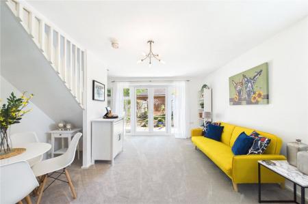 3 bedroom Semi-detached house to let in Gardiner Road, Basingstoke