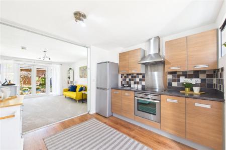 3 bedroom Semi-detached house to let in Gardiner Road, Basingstoke
