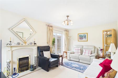 3 bedroom End of terrace house for sale in Arcadia Close, Beggarwood