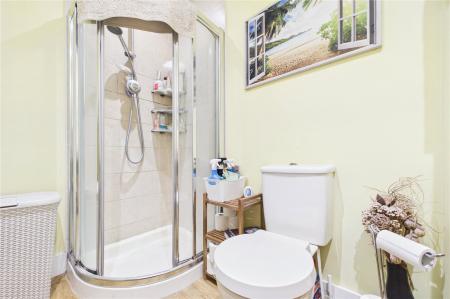 2 bedroom Terraced House for sale in Coronation Road, Basingstoke