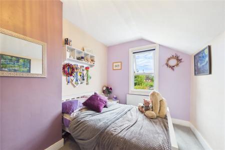 2 bedroom Terraced House for sale in Coronation Road, Basingstoke