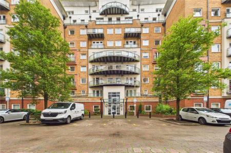 Winterthur Way, Basingstoke