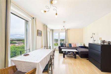 2 bedroom Flat for sale in Winterthur Way, Basingstoke