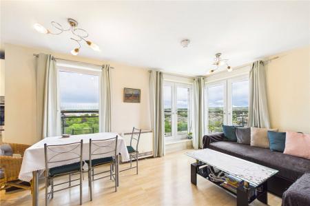 2 bedroom Flat for sale in Winterthur Way, Basingstoke