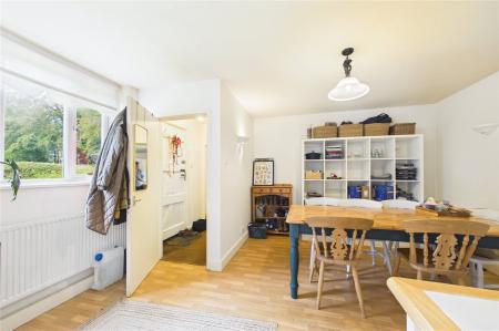 2 bedroom Detached bungalow to let in Bagmore Lane, Herriard