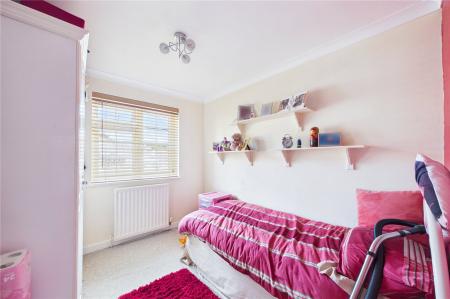 3 bedroom Detached house for sale in Fulmar Close, Basingstoke