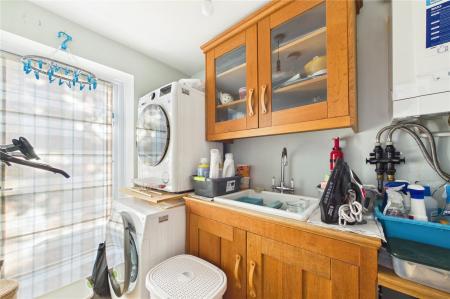 4 bedroom Semi-detached house for sale in Stocker Close, Basingstoke