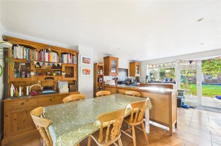 4 bedroom Semi-detached house for sale in Stocker Close, Basingstoke