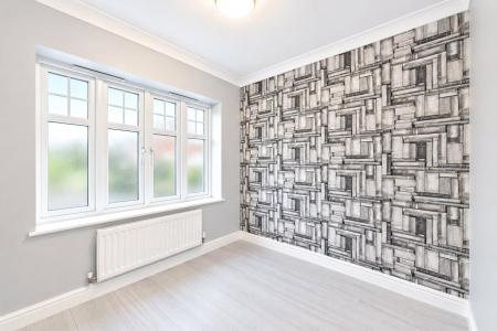4 bedroom Detached house to let in Skylark Way, Shinfield
