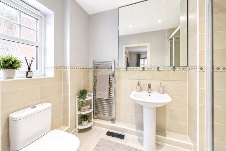 4 bedroom Detached house to let in Skylark Way, Shinfield