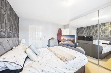 4 bedroom Detached house to let in Skylark Way, Shinfield