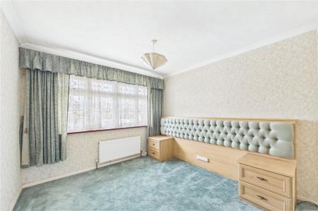 3 bedroom End of terrace house for sale in Coates Close, Basingstoke