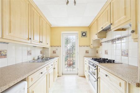 3 bedroom End of terrace house for sale in Coates Close, Basingstoke