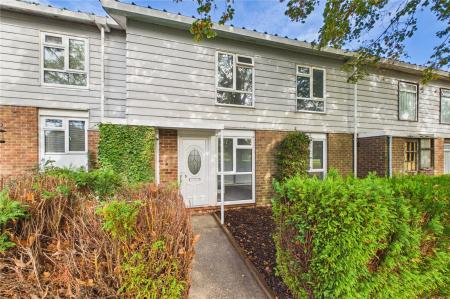 3 bedroom Terraced House for sale in Dover Close, Basingstoke