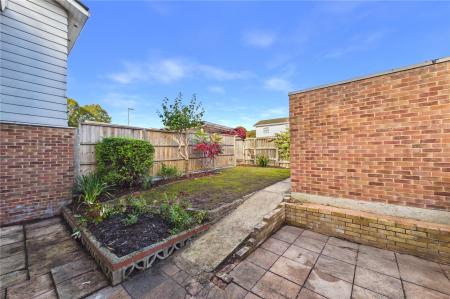 3 bedroom Terraced House for sale in Dover Close, Basingstoke
