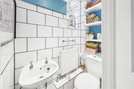 3 bedroom Semi-detached house for sale in Sheppard Road, Basingstoke
