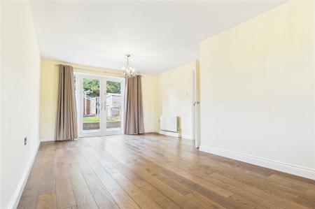 3 bedroom End of terrace house for sale in Pembroke Road, Basingstoke