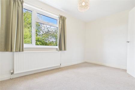 3 bedroom End of terrace house for sale in Pembroke Road, Basingstoke