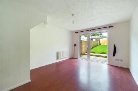 2 bedroom Terraced House to let in Odette Gardens, Tadley
