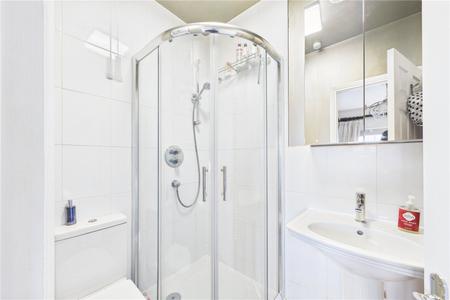 3 bedroom End of terrace house for sale in London Road, Overton