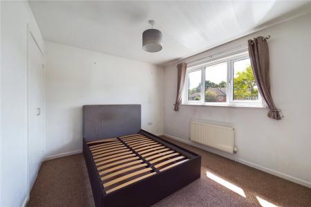 1 bedroom House to let in Stratfield Avenue, Tadley