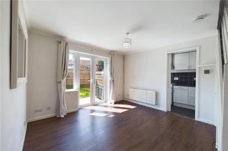 1 bedroom House to let in Stratfield Avenue, Tadley