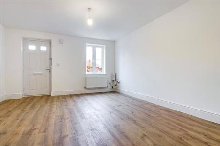 2 bedroom End of terrace house to let in Newlands Close, Shinfield