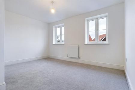 2 bedroom End of terrace house to let in Newlands Close, Shinfield