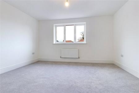 2 bedroom End of terrace house to let in Newlands Close, Shinfield