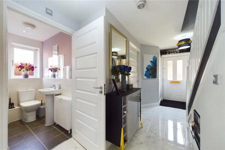 3 bedroom Semi-detached house to let in Albert Close, Spencers Wood