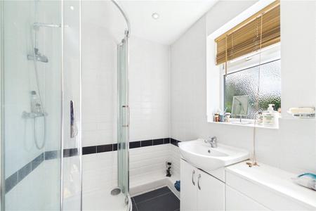 2 bedroom Detached bungalow to let in Swains Road, Tadley
