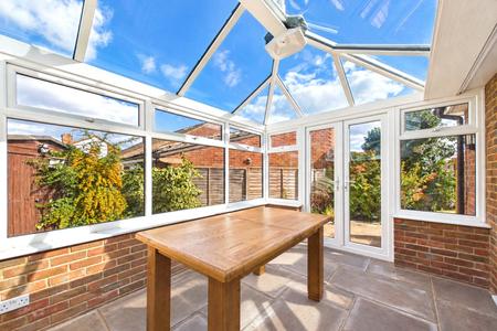 2 bedroom Detached bungalow to let in Swains Road, Tadley