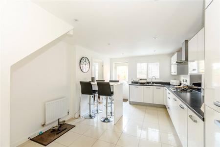 5 bedroom Detached house to let in Tabby Drive, Three Mile Cross