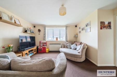 2 bedroom Flat for sale in Salmon Road, Dartford