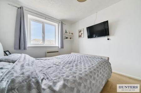 2 bedroom Flat for sale in Salmon Road, Dartford